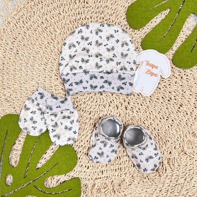 Kit Touca/Luva/Sapatinho - Borboletas - Areia